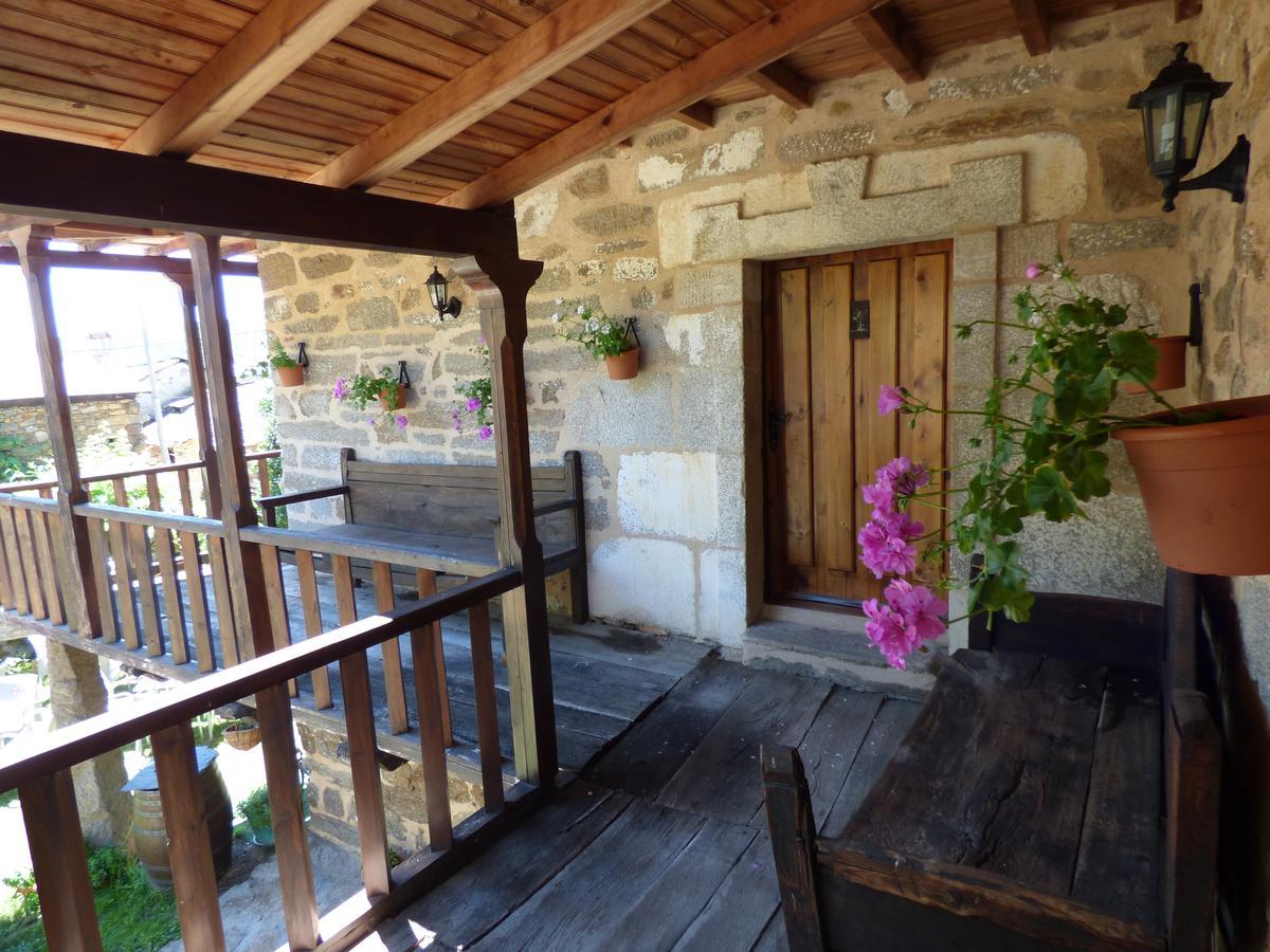 La Posada De Pedrazales エクステリア 写真
